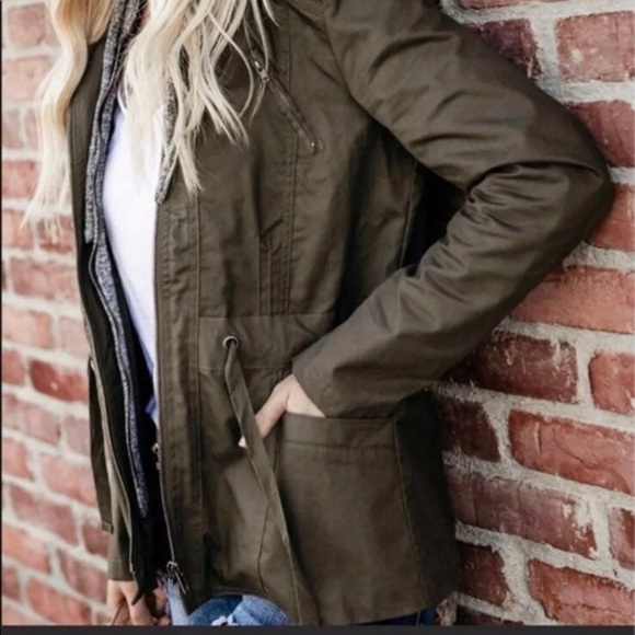 Vici utility military green jacket size S/M - Picture 3 of 8